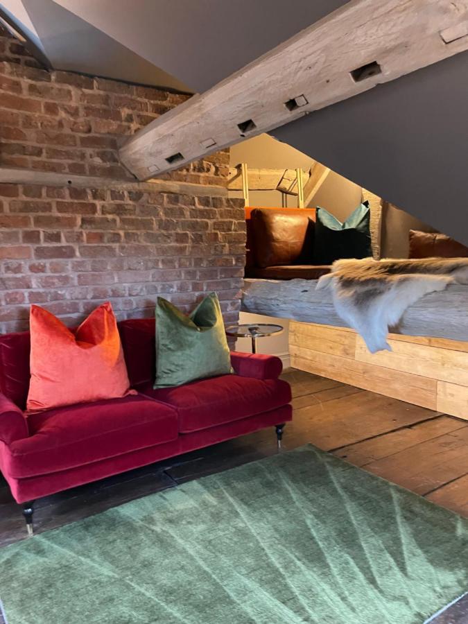 The Cocktail Lounge At Cheshire Boutique Bathhouse Daire Nantwich Dış mekan fotoğraf