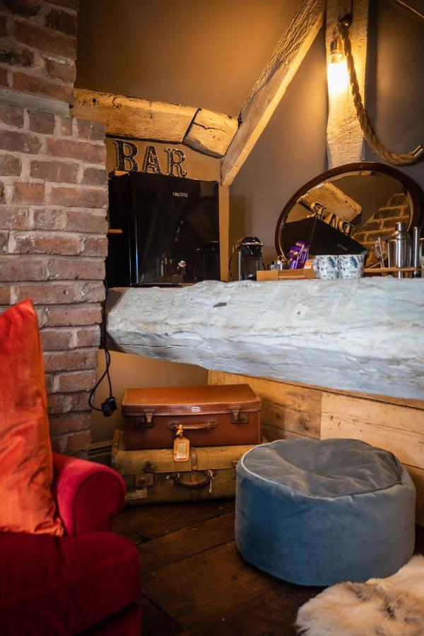 The Cocktail Lounge At Cheshire Boutique Bathhouse Daire Nantwich Dış mekan fotoğraf