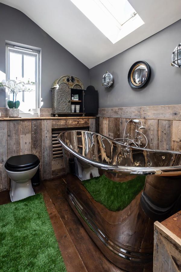The Cocktail Lounge At Cheshire Boutique Bathhouse Daire Nantwich Dış mekan fotoğraf