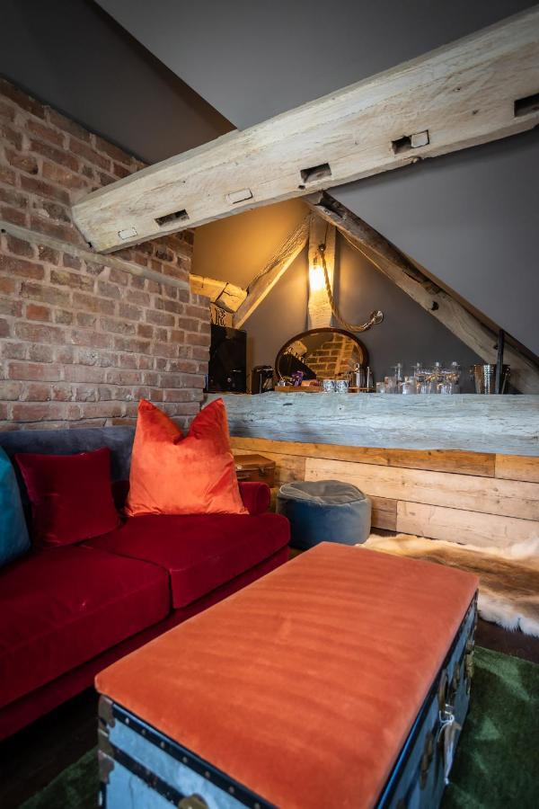 The Cocktail Lounge At Cheshire Boutique Bathhouse Daire Nantwich Dış mekan fotoğraf